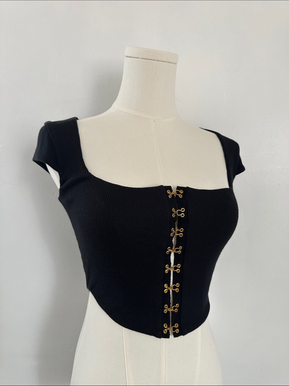 Are You Am I - Zinha crop corset tee